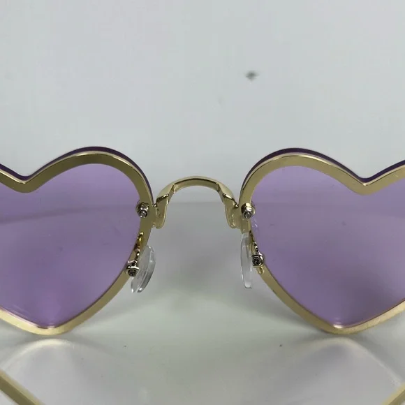 NWT | Free People Heart Eyes Oversized Sunglasses Lavender Lenses - Picture 4 of 4